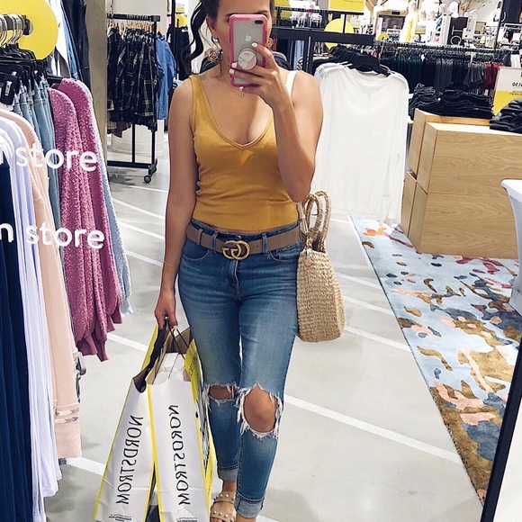 Double V Rib Knit Tank - Picture 2 of 2